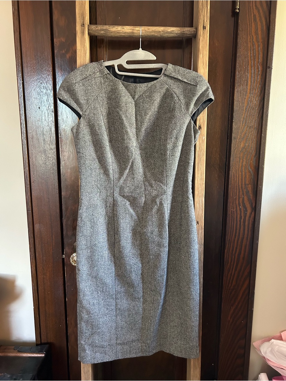 Zara Heather Gray Wool blend Cap-Sleeve Midi Sheath Dress, like new, Size M
